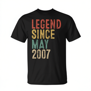 T-shirt Legend Since May 2007, regalo per il 18° compleanno per una persona di 18 anni - Product Image 2