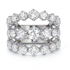 Anillo de compromiso y moda de plata personalizado con oro macizo de 10K/14K/18K, con circonitas cultivadas en laboratorio CVD de calidad IGI VVS-VS, corte brillante, estilo clásico y diseño en racimo. - Product Image 2