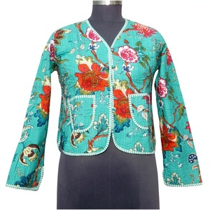 คอลเลคชั่นใหม่ เสื้อแจ็คเก็ตสั้นผ้าฝ้าย 100% ลายพิมพ์ถักนิตติ้ง ลายทาง ติดกระดุม น้ำหนักเบา อุ่นสบาย ระบายอากาศได้ดี เป็นมิตรกับสิ่งแวดล้อม สำหรับฤดูใบไม้ร่วง - Product Image 1