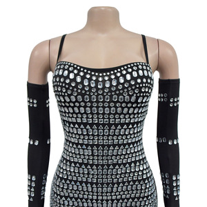 Vestido Mini con Tirantes y Adornos de Pedrería para Mujer, Marca IHOOV - Product Image 4