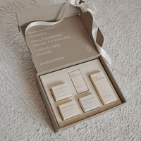 Boîte à lettres en carton portable pour ordinateur portable, boîte d'expédition recyclable avec insert en mousse, logo en relief, boîte en papier kraft, emballage rigide en papier