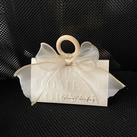 Kreative Farbige Dreieckige Hochzeits-Bonboniere Verlobungsbox aus Recycling-Materialien Papier-Ringbox Souvenir Fischschwanz-Design