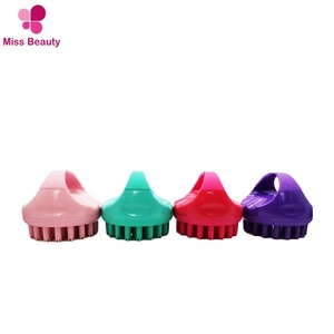 Arrivants Usine En Gros Cheveux Cuir Chevelu <span class=keywords><strong>Masseur</strong></span> Personnalisé Shampooing Brosse avec Bébé En Silicone Souple <span class=keywords><strong>Masseur</strong></span> - Product Image 4
