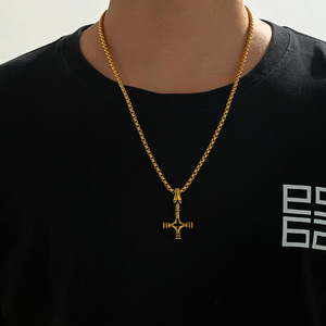 Collier pendentif en acier inoxydable de style punk viking gothique, croix vintage, marteau de Thor nordique, celtique, pour homme - Product Image 2