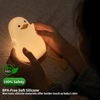 Veilleuse en silicone en forme de canard mignon avec contrôle tactile et rechargeable par USB pour bébé et enfant, décoration de chambre kawaii, cadeau de Noël
