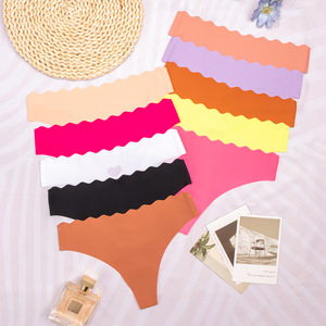 <span class=keywords><strong>Ropa</strong></span> <span class=keywords><strong>Interior</strong></span> Femenina Moderna con Cintura Ondulada y Opciones de Color Sólido, Perfecta para Regalo o Venta al por Menor - Product Image 3