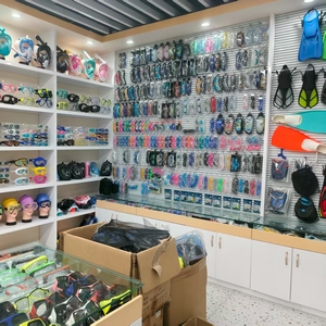 กรอบสแตนเลส หน้ากากดำน้ำซิลิโคน กระจกนิรภัย แว่นดำน้ำกันน้ำ - Product Image 3