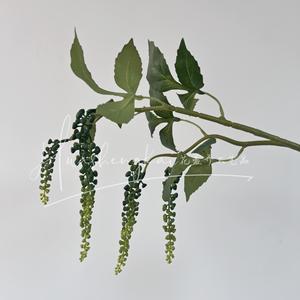 Ramo de Frutas Artificiales de Pokeweed, Verde y Blanco, Decoración de Boda de Seda, Arreglo Floral - Product Image 2