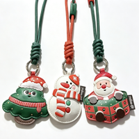 Ensemble de breloques de Noël en cuir PU, motifs dessin animé (Père Noël, Bonhomme de neige, Sapin), durables, pour sacs, porte-clés, décorations de fêtes et ornements cadeaux, OEM, vente en gros