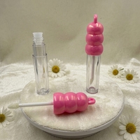 Nouveau design – Capuchon rose en forme de Tanghulu avec crochet pour pendentifs – Flacon de brillant à lèvres en ABS