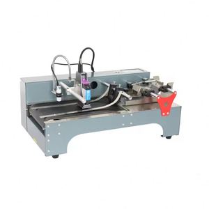 Equipo Automático de Impresión de Códigos para Pequeños Lotes con Cinta Transportadora para Botellas de Plástico, Cajas de Entrega Exprés, Cartones de Leche - Product Image 4