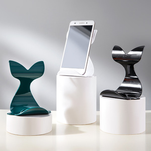 Creative <b>Desktop</b> Whale Mobile Phone <b>Stand</b> Portable Universal Plastic Holder For Desk Use Lazy Person Multi Functional Ornament - Product Image 1