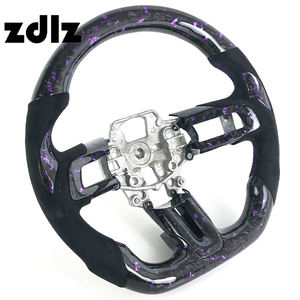 พวงมาลัยไฟเบอร์คาร์บอนปลอมแปลง2022 2021 2019สำหรับ <span class=keywords><strong>Ford</strong></span> <span class=keywords><strong>Mustang</strong></span> <span class=keywords><strong>GT</strong></span> <span class=keywords><strong>2018</strong></span> 2020หนังนิ่มสีดำสีม่วงผง - Product Image 2