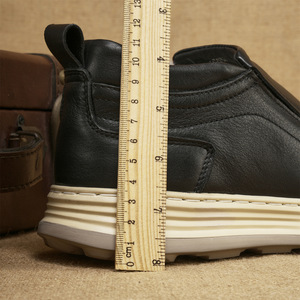Mocassins d'hiver en cuir véritable pour hommes, doublure en fausse fourrure, semelle extérieure en caoutchouc rembourrée, bout rond, chaussures confortables - Product Image 2