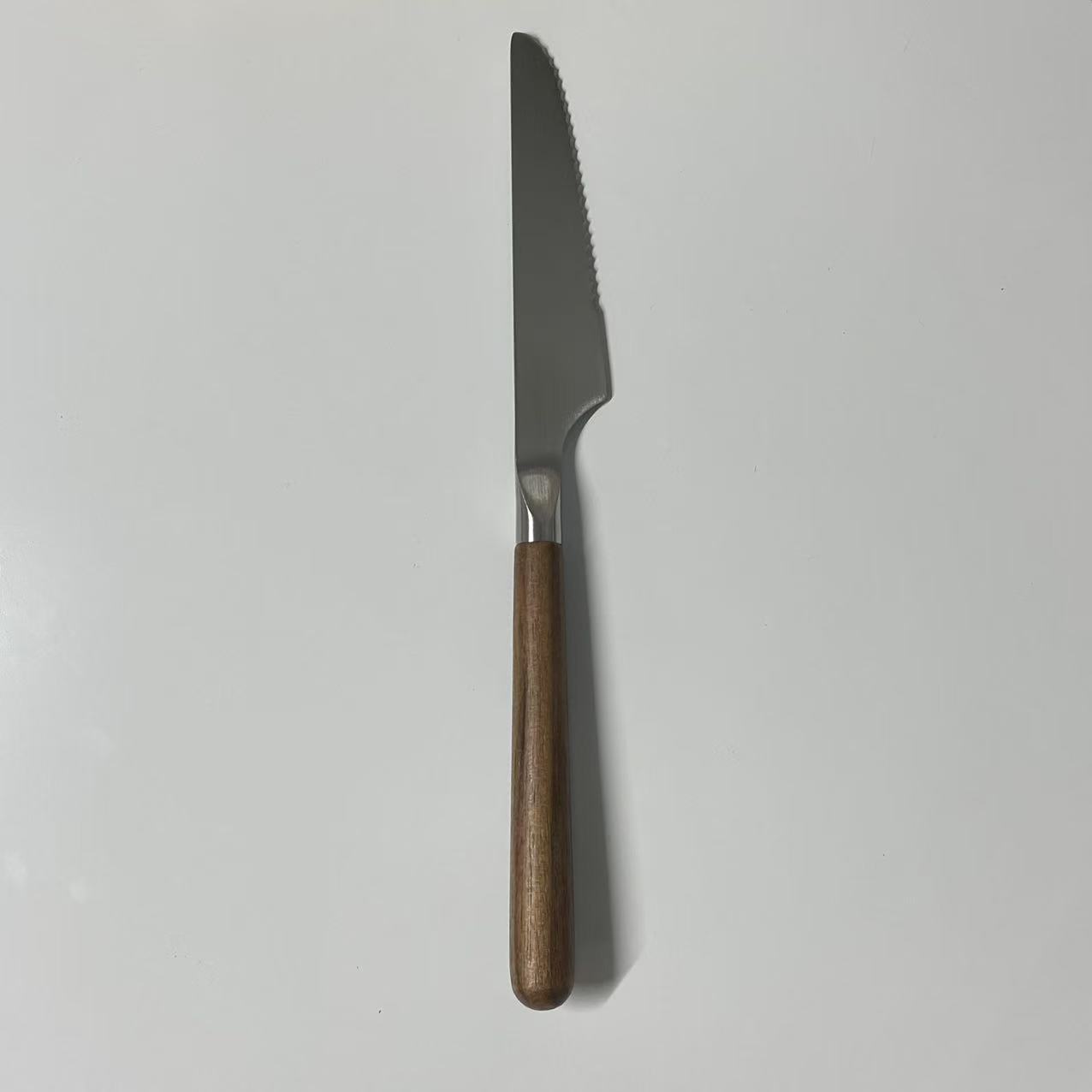 Mango de nogal mate 304: cuchillo de mesa