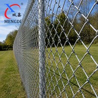 En stock: Rollos de malla de alambre galvanizado tipo ciclón de 8 y 6 pies para cercas de malla de alambre con accesorios