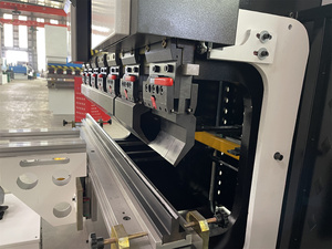 Machine à cintrer <span class=keywords><strong>de</strong></span> <span class=keywords><strong>plaque</strong></span> robuste <span class=keywords><strong>de</strong></span> presse plieuse <span class=keywords><strong>de</strong></span> CNC WE67K-80T1600 avec le cintrage <span class=keywords><strong>de</strong></span> feuille <span class=keywords><strong>de</strong></span> presse <span class=keywords><strong>de</strong></span> frein hydraulique <span class=keywords><strong>de</strong></span> contrôleur <span class=keywords><strong>de</strong></span> DA53T - Product Image 6