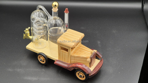 Dispensador de <span class=keywords><strong>Whisky</strong></span> Vintage con Base de Camión Antiguo de Madera y <span class=keywords><strong>Dos</strong></span> Decantadores de Vidrio para Entusiastas de Autos, Bar en Casa y Regalo - Product Image 6