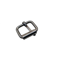Vente en gros de boucles à ardillon trapézoïdales classiques et tendance en alliage de zinc chromé de 22 mm, ajusteurs à rouleaux multifonctionnels, accessoires de sac de haute qualité