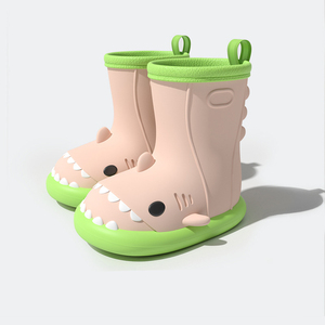 DERAN OEM Venta caliente tiburón lindo diseño de dibujos animados niños zapatos de <span class=keywords><strong>agua</strong></span> para bebés Pvc fácil de poner impermeable ligero <span class=keywords><strong>Botas</strong></span> de lluvia - Product Image 4