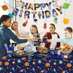 Paquete de 99 Artículos para Fiesta Espacial con Vajilla, Gorros, Pancarta, Manteles, para 24 Personas, Decoraciones de Cumpleaños Espaciales, Astronauta - Product Image 5