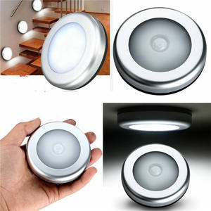 Sensor de movimiento inalámbrico LED Gabinete Luz Creative Mini 6 LED Sensor Lámpara de noche con magnético y pegatina - Product Image 6