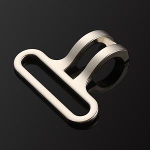 Hebilla Metálica Jiuyuan de Aleación Plateada, Accesorio Duradero para Bolsos y Ropa - Product Image 1