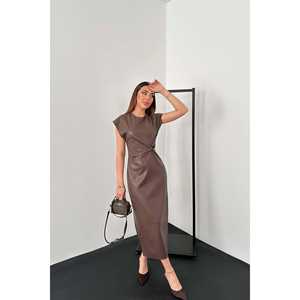 ชุดราตรีหนังสีน้ำตาลแบบผูกปมขายส่ง - Product Image 4