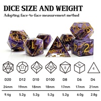 Dés polyédriques en résine à bords tranchants personnalisés, 7 pièces, avec incrustation de dragon fantastique, dés pour jeux de rôle D&D, accessoires de jeu de rôle