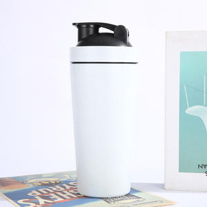 ขวดน้ำสแตนเลสขนาด25ออนซ์ขวดเชคโปรตีนหุ้มฉนวนพร้อมที่ตีลวด - Product Image 3