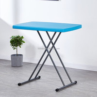 Table de pique-nique réglable en hauteur pour l'extérieur et table pliante en plastique pour l'intérieur