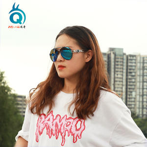 Lunettes de soleil unisexes Xq-Hq Xt-237 polarisées, protection UV 100 %, plaquettes de nez réglables, style miroir pour le cyclisme - Product Image 3