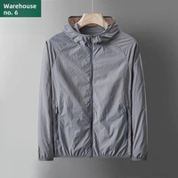 Jaket Tipis Pria Anti-Ultraviolet Anti-Kerut Bernapas Bahan Sutra Es Model Slim Fit Kerah Kancing Penutup Ritsleting