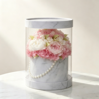 Bouquet de roses éternelles – Composition florale ronde de fleurs séchées pour décoration de table, maison, mariage et fêtes