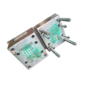 Molde de Inyección de Plástico de Precisión OEM ODM para Suministro a Granel, Molde de Disipación de Calor para Dispositivos Electrónicos con Inserto Metálico - Product Image 1