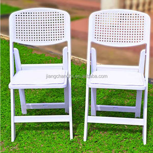 Chaises pliantes en résine blanches pas chères pour événements de mariage, location de mobilier portable pour fêtes en extérieur, jardin, salle à manger, salon - Product Image 1