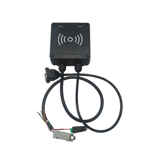 Lecteur industriel SINW RS232 /485 UHF RFID Lecteurs de bureau Connexion directe au PLC et prise en charge du serveur client ModBus RJ45 TCP - Product Image 1