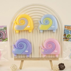 Vente directe usine – Jouets anti-stress en forme d'escargot à pression, personnalisables, à récupération lente, pour filles - Product Image 1