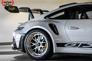 Venta al por mayor de kit de carrocería de fibra de carbono seca estilo OEM para <span class=keywords><strong>Porsche</strong></span> 911 992 <span class=keywords><strong>GT3</strong></span> <span class=keywords><strong>RS</strong></span> <span class=keywords><strong>2022</strong></span>+: Labio delantero, labio central, faldones laterales y difusor trasero - Product Image 3