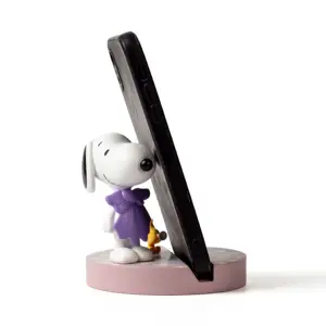 Soporte de teléfono para manualidades de resina Snoopy estilo Anime personalizado, decoración del hogar, adornos de diseño Artificial, regalo