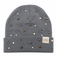 Bonnet en acrylique doux tricoté avec logo personnalisé, étiquette tissée, décoration perles et clous métalliques, pour femme, usage quotidien hiver, vente en gros usine