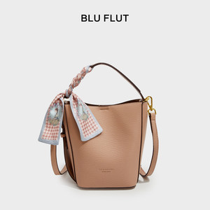 Sac seau simple et polyvalent pour femme, nouveau style 2026, sac à main et bandoulière pour usage quotidien - Product Image 1