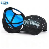 Gorra Deportiva Personalizada con Logotipo, 5 Paneles, Gamuza Clásica, Forro de Satén, Pedrería, Transpirable, Impermeable, Bordado 3D, Imagen Dorada y Cobre