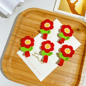 Horquillas para el Cabello con Flores Rojas, Hechas a Mano con Lana de Ganchillo, Clips BB Delicados Tejidos, Horquillas al por Mayor para Niñas y Adolescentes - Product Image 1
