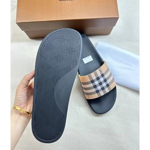 Zapatos de Verano de Alta Calidad con Punta Abierta para Hombre y Mujer, Antideslizantes, con Suela de Goma - Product Image 1