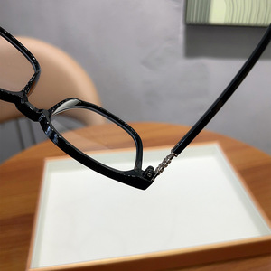 Can Match the Degree of Korean Version of Street Shooting Personality Eye Male Online Celebrity Black Rimmed Flat <strong>Glasses</strong> 2372 - Product Image 3