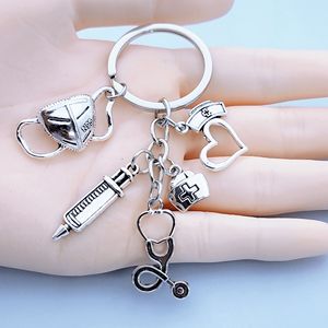 Llaveros al por mayor de aleación con diseño de jeringa y estetoscopio para hospitales, médicos, enfermeras y personal sanitario - Product Image 2
