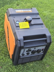 เครื่องกำเนิดไฟฟ้าแบบพกพา 1.8KW 2KW ประหยัดน้ำมัน เงียบ ใช้แก๊สโซลีน รุ่น PT-001 - Product Image 3