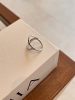Bague tendance et élégante en argent 925 plaqué or pour femme, design de niche de luxe léger, simple et polyvalente