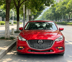 Sedán Usado 2017, 1.5L Automático 6AT, Eficiente en Consumo de Combustible, Auto Japonés con Luces LED, Techo Solar Eléctrico, 4 Puertas, 5 Asientos, en Venta - Product Image 1